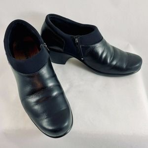 Black Leather Clogs by NAOT Sz EU 40, US Womens 9